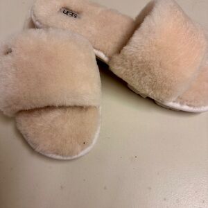 UGG Tan Fluffy Slippers